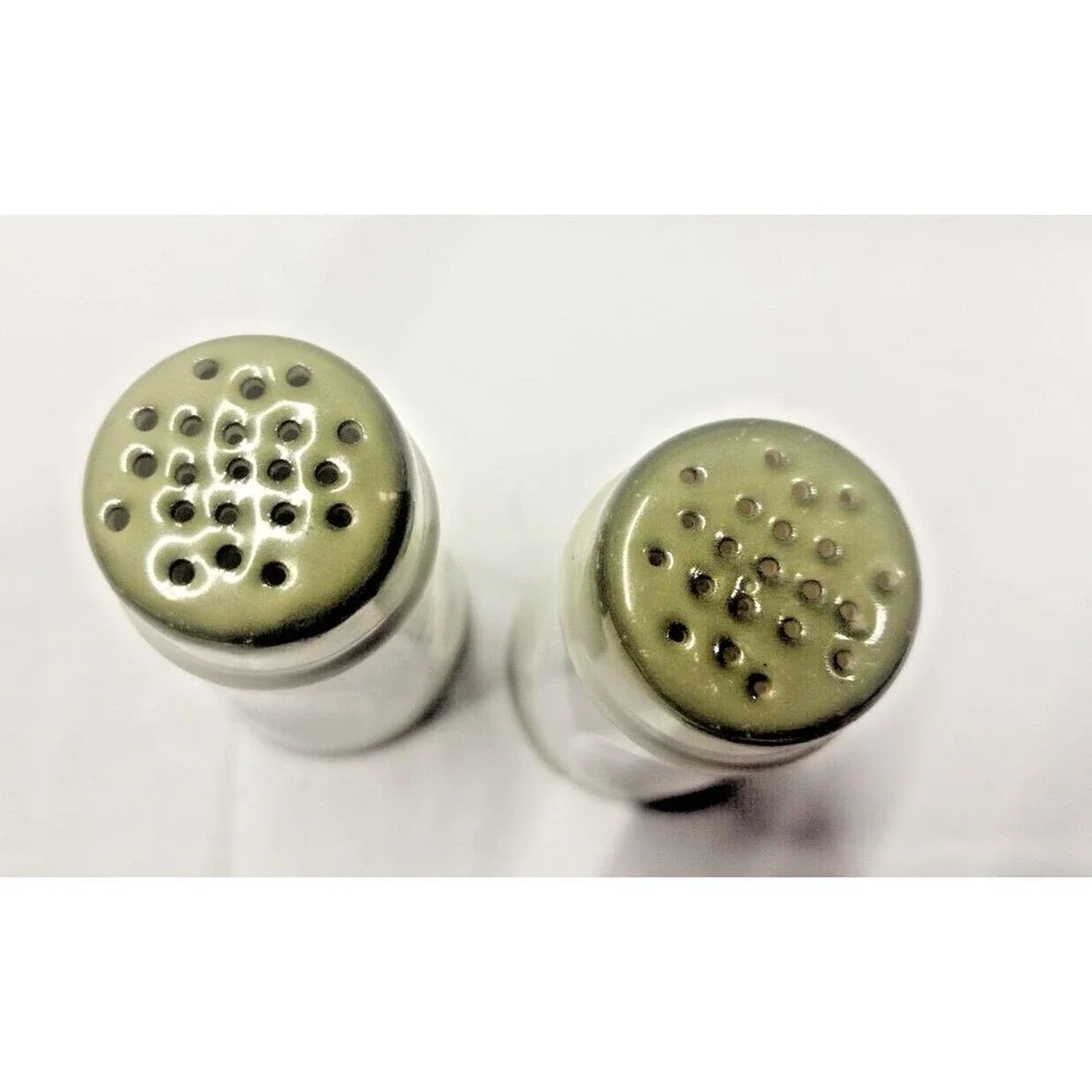 Vintage Favorite Bavaria porcelain‎ Hand Painted signed Salt and Pepper Shakers